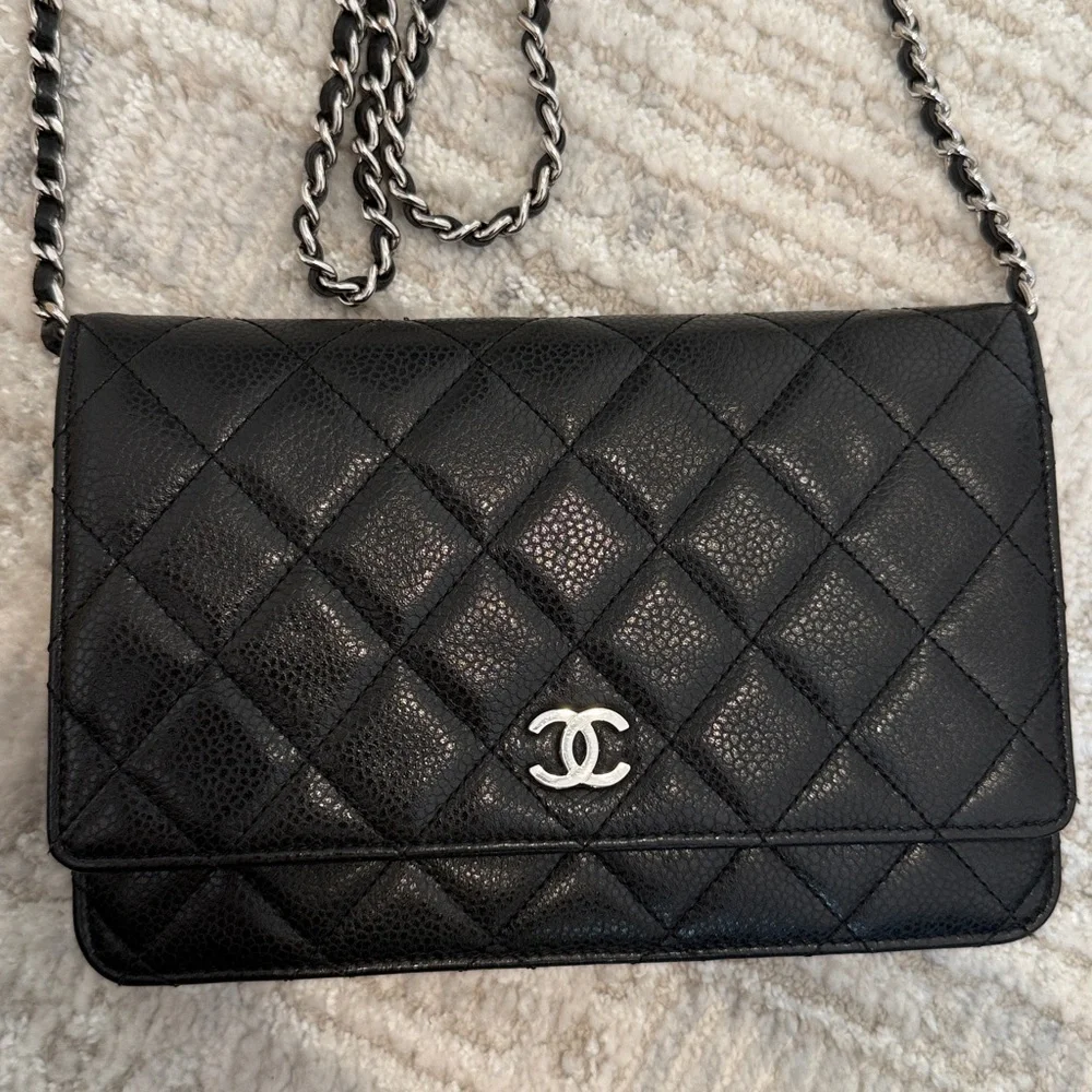 Chanel Wallet on Chain